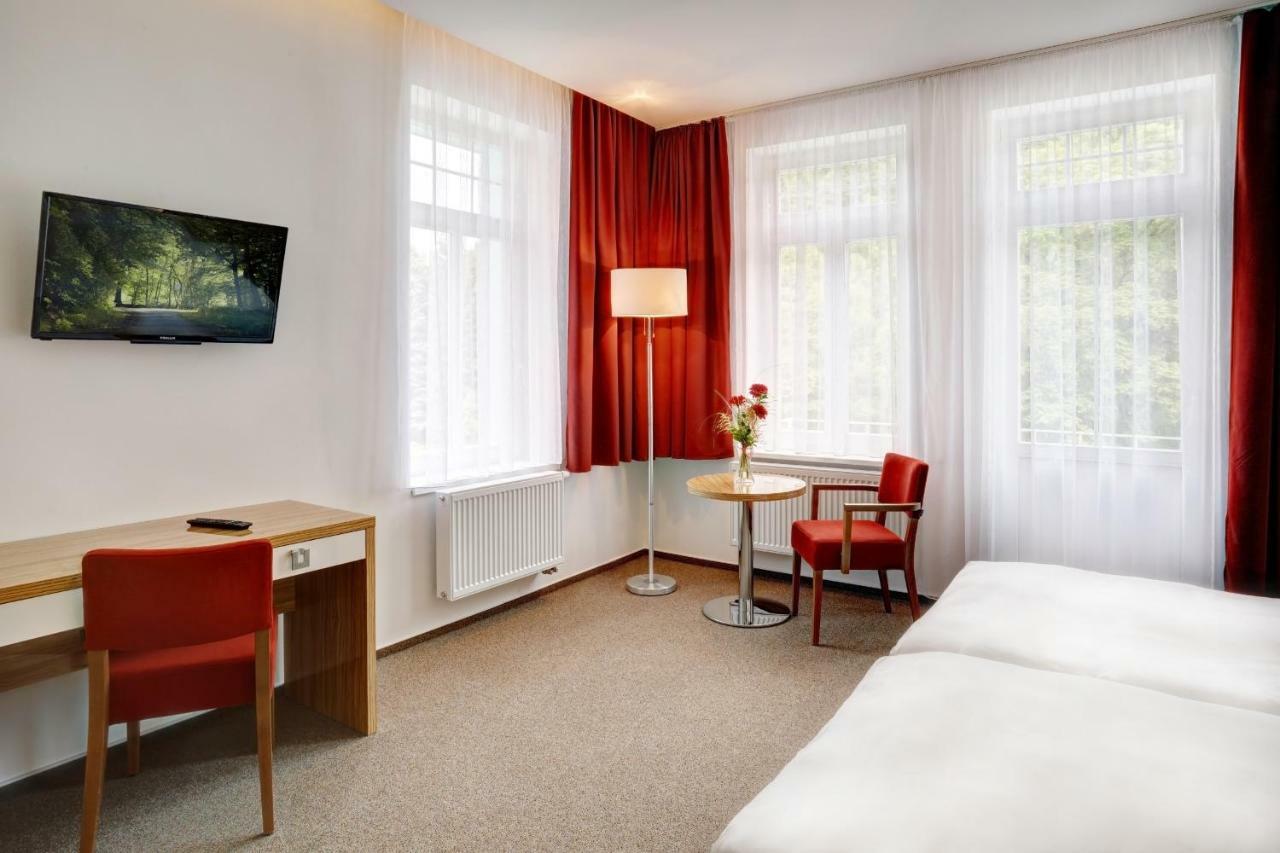 Hotel Astoria Jáchymov Esterno foto